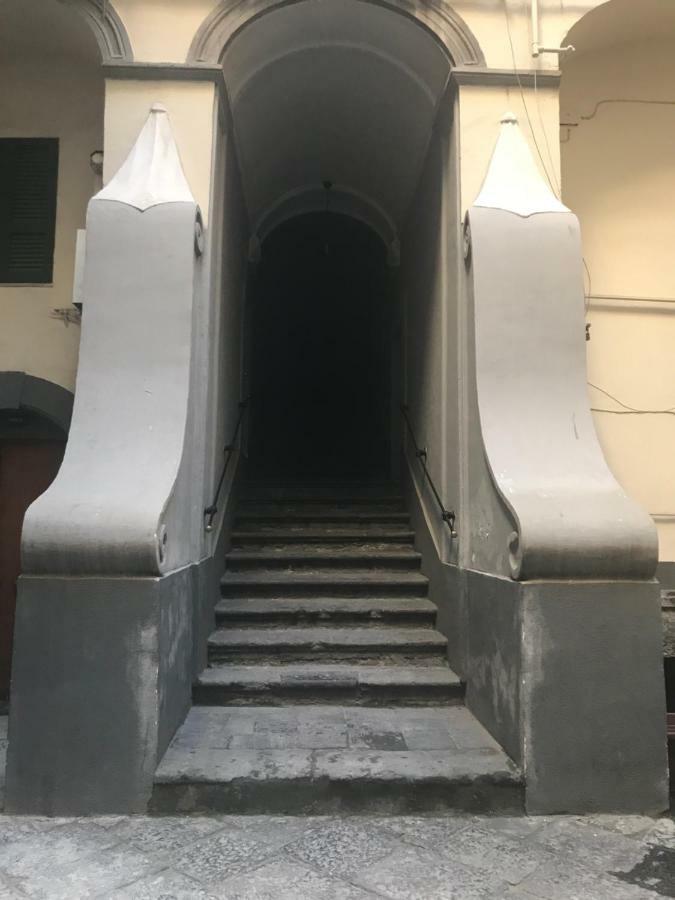 那不勒斯Tresette Toledo住宿加早餐旅馆 外观 照片