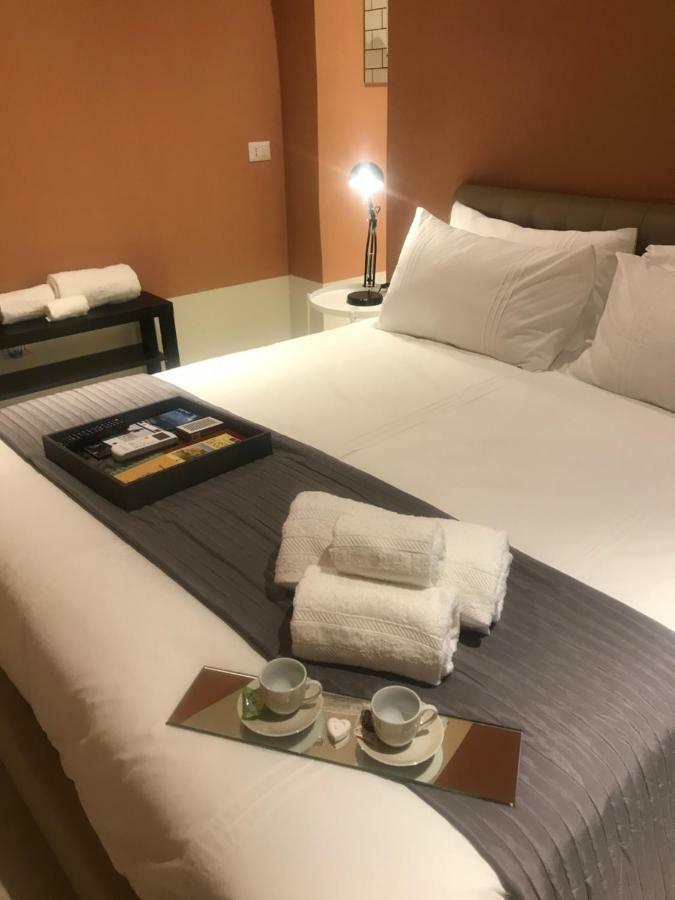 那不勒斯Tresette Toledo住宿加早餐旅馆 外观 照片