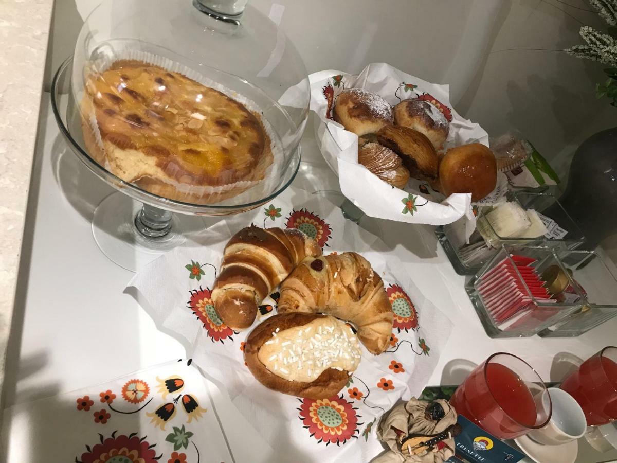 那不勒斯Tresette Toledo住宿加早餐旅馆 外观 照片