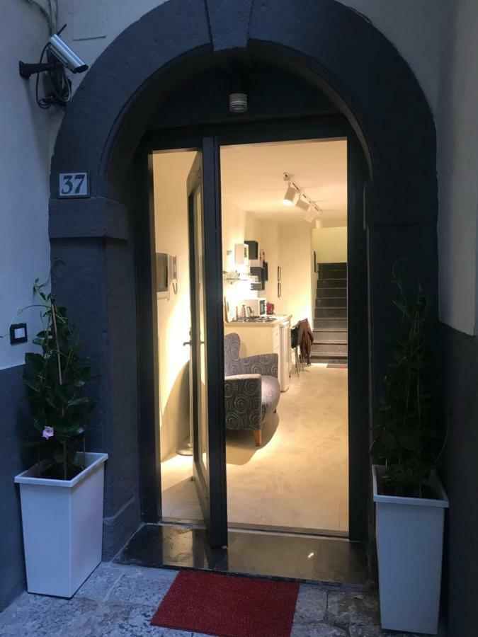 那不勒斯Tresette Toledo住宿加早餐旅馆 外观 照片